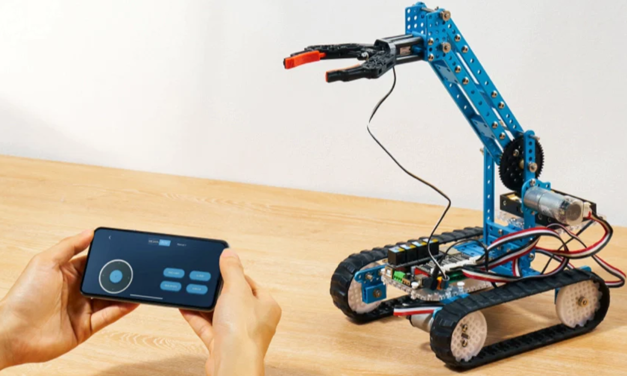 10-in-1 Robot Building Kit for Students