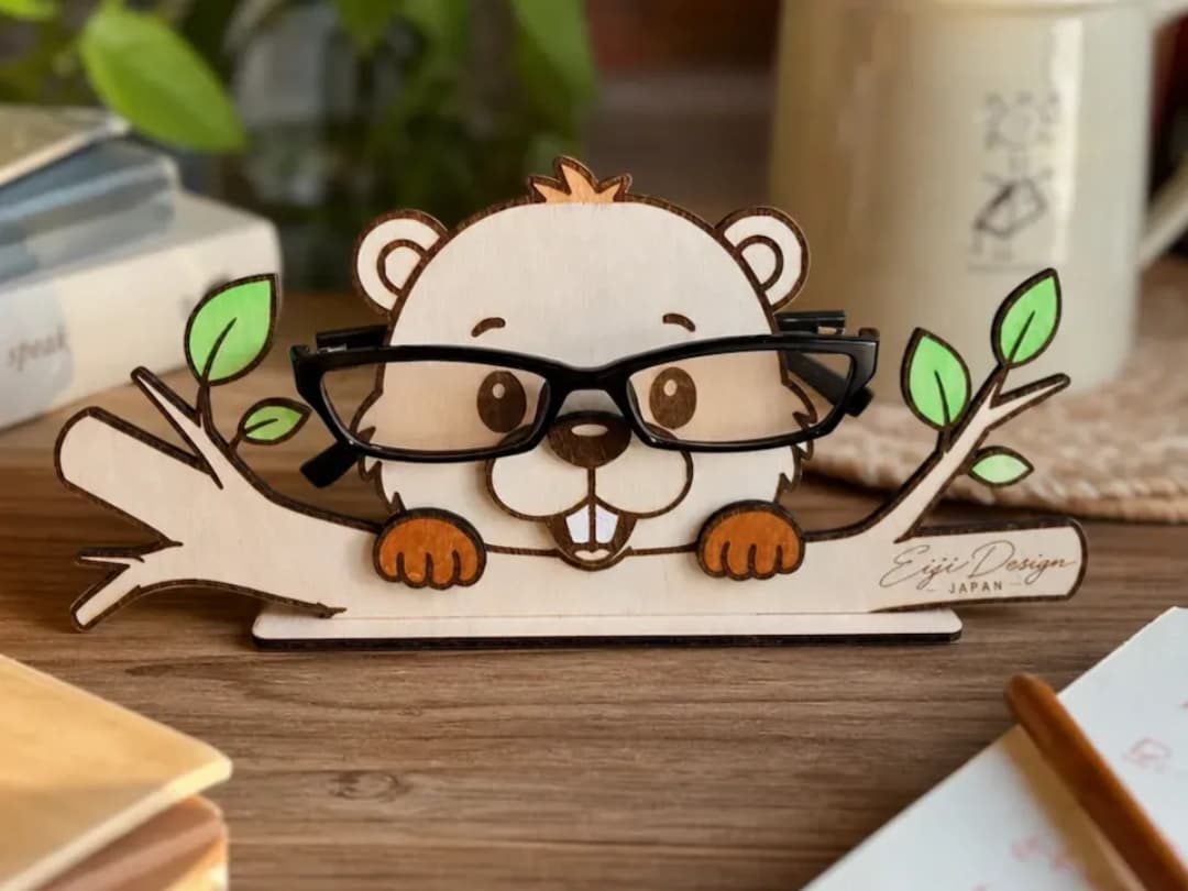 Beaver's Eyeglass Stand Beaver's Eyeglass Stand